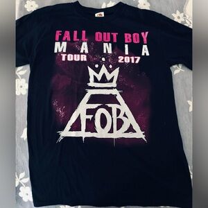 FALL OUT BOY MANIA TOUR 2017 Tshirt Men’s sz S Tour fan merch item NEW